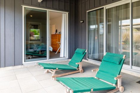 Photo of property in 127 Lisland Drive, Kinloch, Taupo, 3377