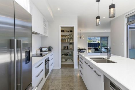 Photo of property in 56 Hamon Place, Pukehangi, Rotorua, 3015