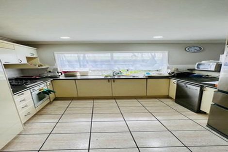 Photo of property in 2/3 Frost Road, Mount Roskill, Auckland, 1041