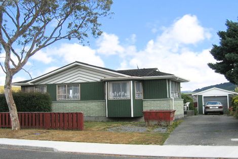Photo of property in 23 Shanly Street, Brown Owl, Upper Hutt, 5018