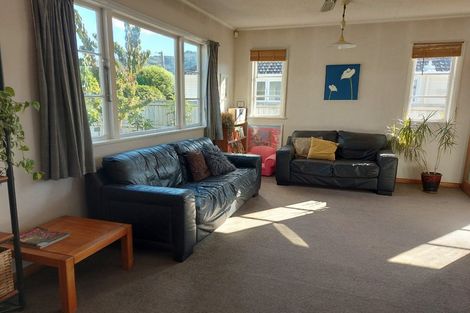 Photo of property in 5 Hood Avenue, Heretaunga, Upper Hutt, 5018