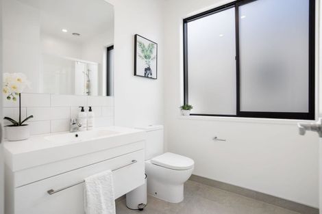 Photo of property in 1 Horomia Road, Karaka, Papakura, 2113