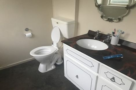 Photo of property in 2/27 Joseph Street, West End, Palmerston North, 4412