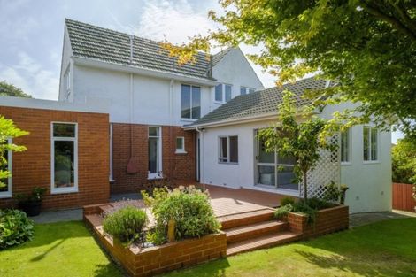 Photo of property in 142 Eglinton Road, Mornington, Dunedin, 9011