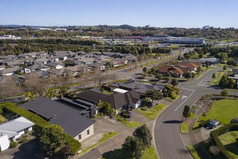 Photo of property in 8 Caldera Close, Pyes Pa, Tauranga, 3112