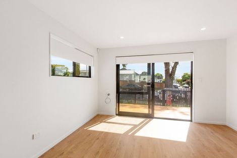 Photo of property in 5b Claymore Street, Manurewa, Auckland, 2102