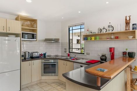 Photo of property in Mendosa Terraces Apartments, 31/9 Ebor Street, Te Aro, Wellington, 6011