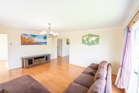 Photo of property in 2 Rosebank Avenue, Kelvin Grove, Palmerston North, 4414
