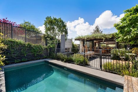 Photo of property in 24 Crocus Place, Remuera, Auckland, 1050