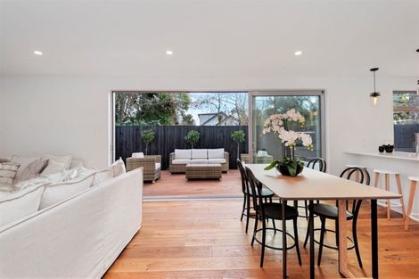 Photo of property in 95c Edgeware Road, St Albans, Christchurch, 8014