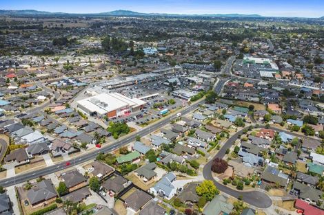 Photo of property in 32 Cranbrook Place, Rototuna North, Hamilton, 3210