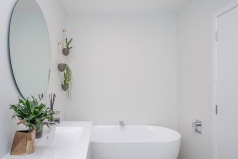 Photo of property in 14 Paulette Place, Queenwood, Hamilton, 3210