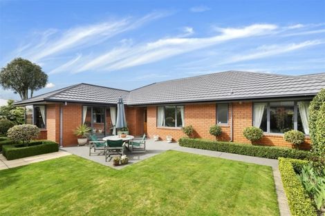 Photo of property in 3 Pasadena Place, Harewood, Christchurch, 8051