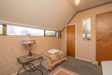 Photo of property in 2 Kent Lodge Avenue, Avonhead, Christchurch, 8042