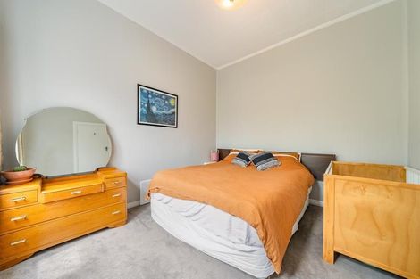 Photo of property in 9 East Street, Petone, Lower Hutt, 5012