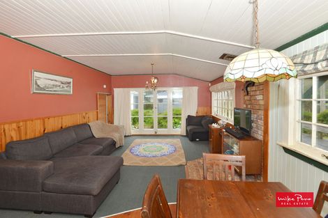 Photo of property in 1995 Ngunguru Road, Ngunguru, Whangarei, 0173