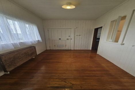 Photo of property in 46 Sackville Street, Fitzroy, New Plymouth, 4312