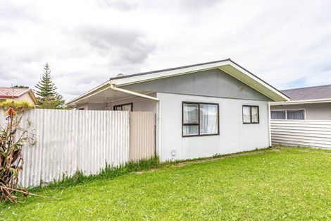 Photo of property in 18d Mosston Road, Castlecliff, Whanganui, 4501