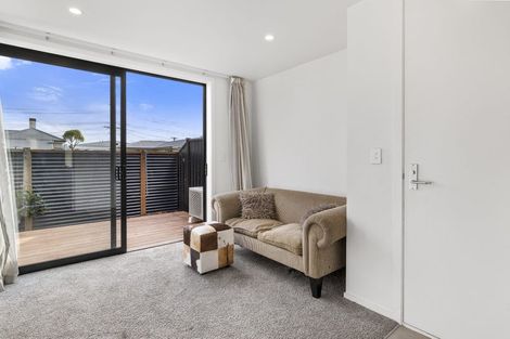 Photo of property in 1b Dey Street, Mosgiel, 9024