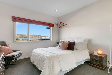 Photo of property in 14 Kahutea Terrace, Titahi Bay, Porirua, 5022