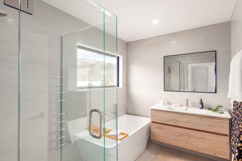 Photo of property in 212 Main Road, Moncks Bay, Christchurch, 8081