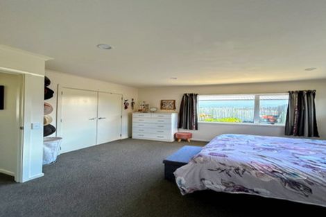 Photo of property in 10 Wescombe Grove, Feilding, 4702