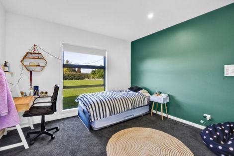 Photo of property in 66d Flint Road, Stratford, 4332