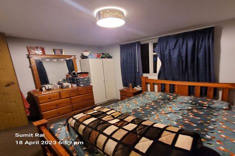 Photo of property in 14a Sunhaven Drive, Newlands, Wellington, 6037