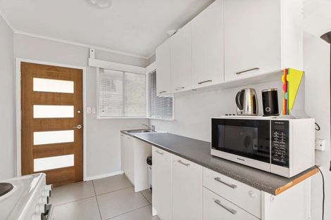 Photo of property in 2/259 Royal Road, Massey, Auckland, 0614