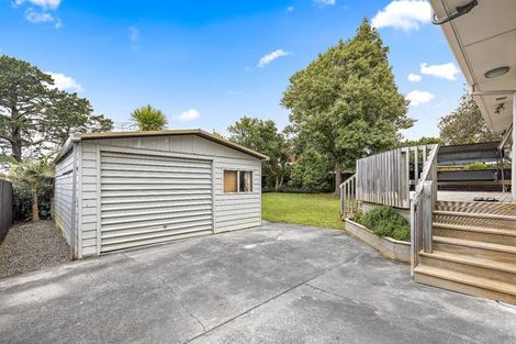 Photo of property in 50 Allington Road, Massey, Auckland, 0614
