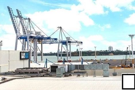 Photo of property in Scene Three Apartments, 702/30 Beach Road, Auckland Central, Auckland, 1010