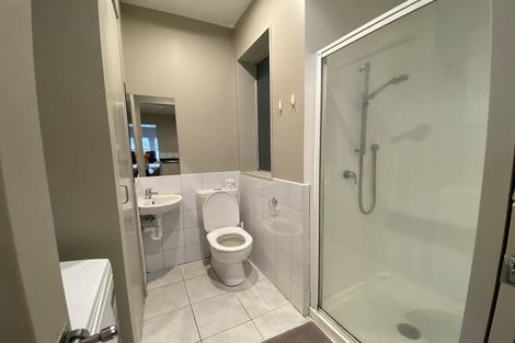 Photo of property in 2/41 Home Street, Mount Victoria, Wellington, 6011