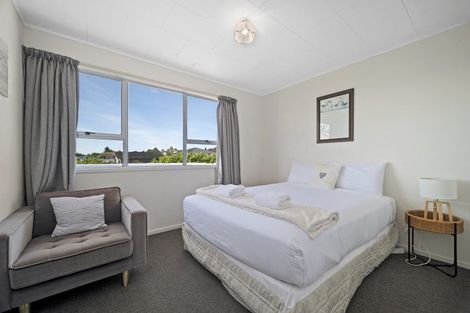 Photo of property in 38 Saint James Street, Richmond Heights, Taupo, 3330