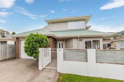 Photo of property in 53 Oxford Street, Tawa, Wellington, 5028
