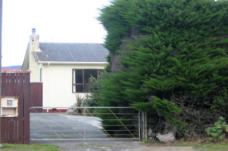 Photo of property in 80 Moana Street, Otaki Beach, Otaki, 5512