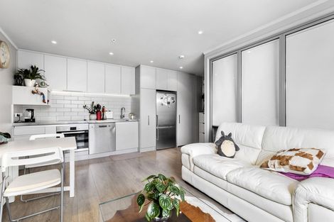 Photo of property in 807/27 Union Street, Auckland Central, Auckland, 1010