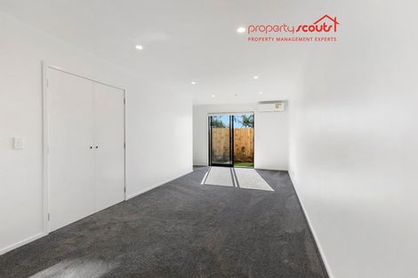 Photo of property in 1/80 Awaroa Road, Sunnyvale, Auckland, 0612