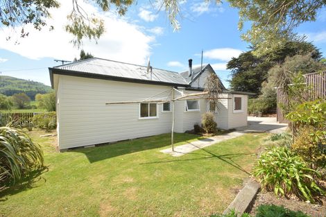 Photo of property in 56 Goodwood Road, Goodwood, Palmerston, 9481