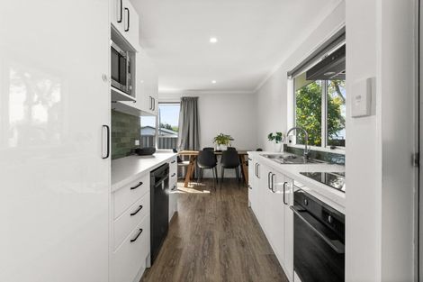 Photo of property in 4 Otatara Road, Taradale, Napier, 4112