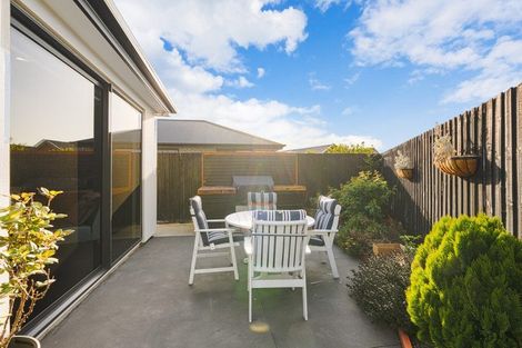 Photo of property in 42 Manakura Street, Russley, Christchurch, 8042