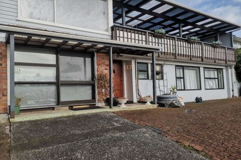 Photo of property in 17 Diana Drive, Glenfield, Auckland, 0627