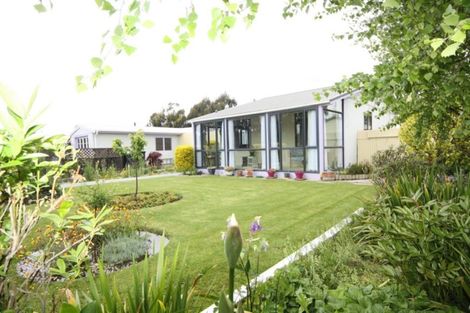 Photo of property in 37 King Street, Pareora, 7912