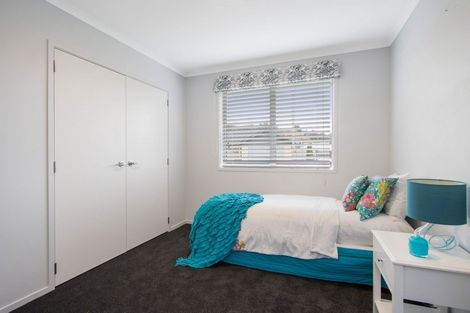 Photo of property in 2 Long Acre Close, Katikati, 3129