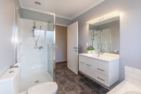 Photo of property in 128 Broadlands Drive, Rolleston, 7615