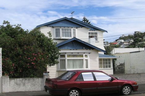 Photo of property in 39 Trent Street, Island Bay, Wellington, 6023