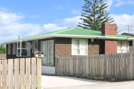 Photo of property in 63 Tiverton Road, Avondale, Auckland, 0600