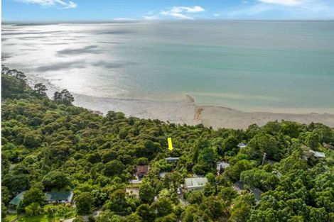 Photo of property in 34 Kauri Point Road, Laingholm, Auckland, 0604