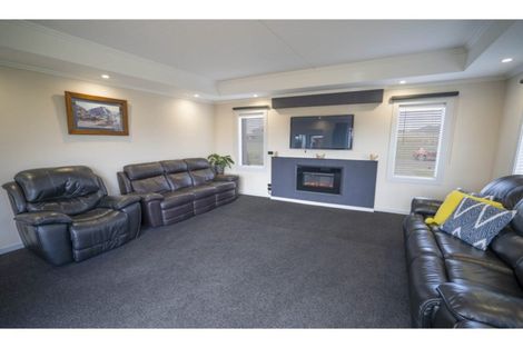 Photo of property in 4 Rodeo Drive, Te Anau, 9600