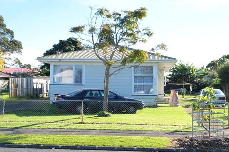 Photo of property in 99 Raglan Street, Mangere East, Auckland, 2024