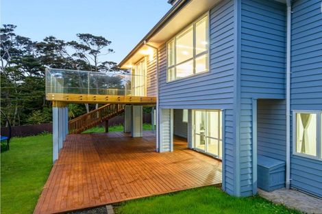 Photo of property in 72 Bur Oak Terrace, Schnapper Rock, Auckland, 0632